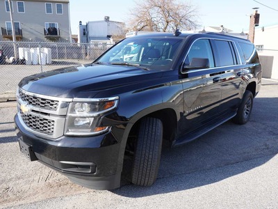 SUV - Chevrolet Suburban