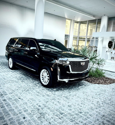 SUV - Cadillac Escalade ESV