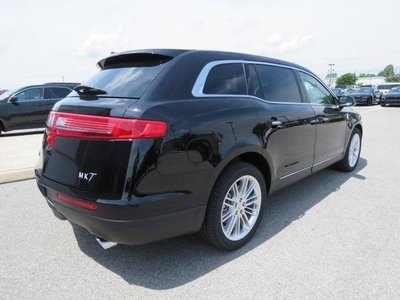 Sedan - Lincoln MKT