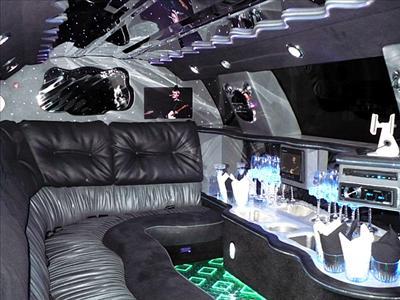 Stretch Limo - Lincoln Town Car