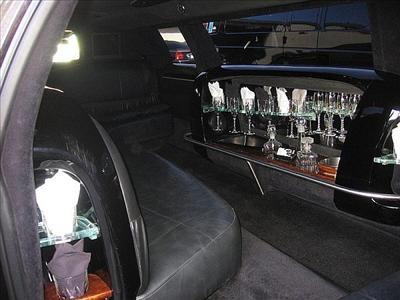 Stretch Limo - Lincoln Town Car
