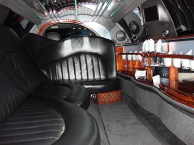 Stretch Limo - Lincoln Town Car