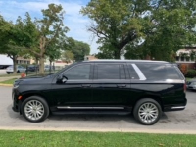 SUV - Cadillac Escalade ESV