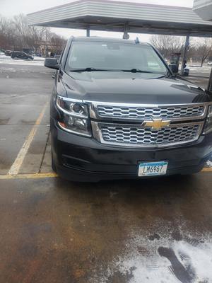 SUV - Chevrolet Suburban