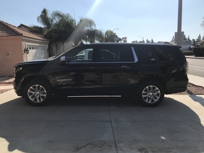 SUV - Chevrolet Suburban