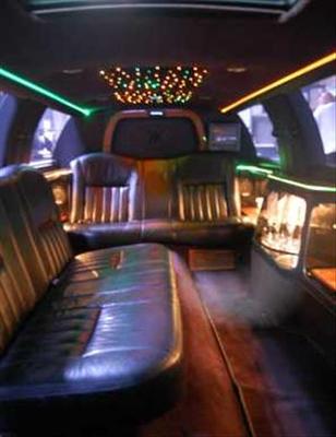Stretch Limo - Lincoln Town Car