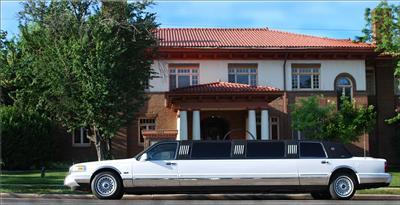 Stretch Limo - Lincoln Town Car