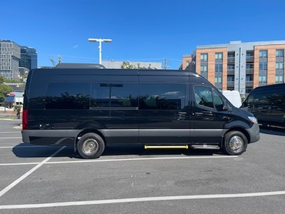 Van - Executive Van 