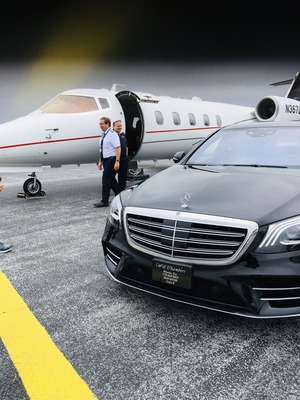 Luxury Sedan - Mercedes Benz S-Class