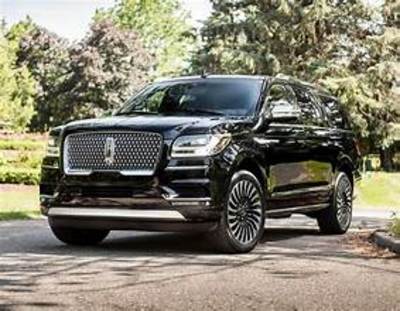 SUV - Lincoln Navigator L