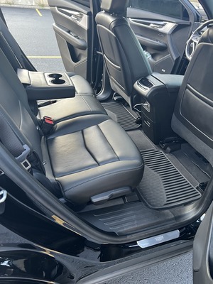 Sedan - Cadillac XT6