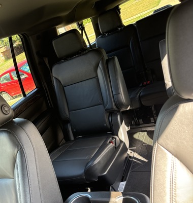 SUV - Chevrolet Suburban