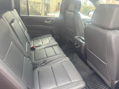 SUV - Chevrolet Suburban
