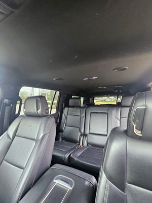 SUV - Cadillac Escalade ESV