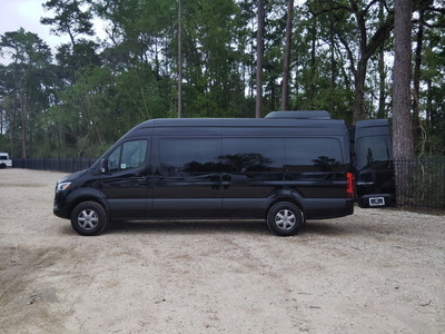 Executive Van - Mercedes Benz Sprinter