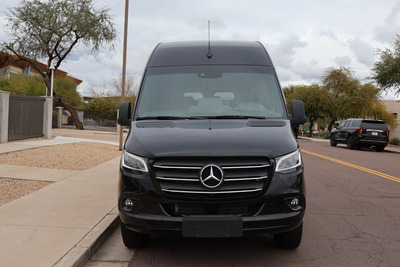 Executive Van - Mercedes Benz Sprinter