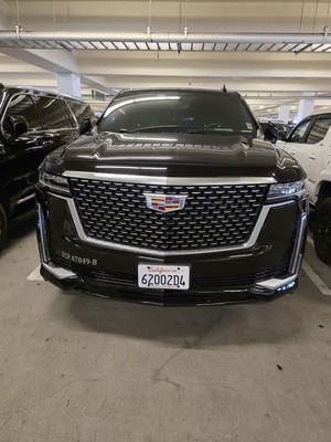 SUV - Cadillac Escalade ESV