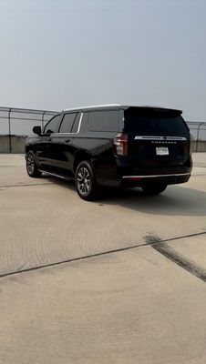 SUV - Chevrolet Suburban