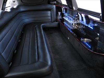 Stretch Limo - Lincoln Town Car