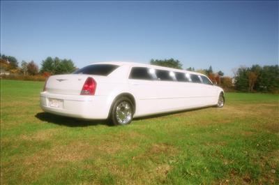 Stretch Limo - Chrysler 300
