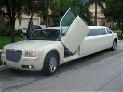 Stretch Limo - Chrysler 300
