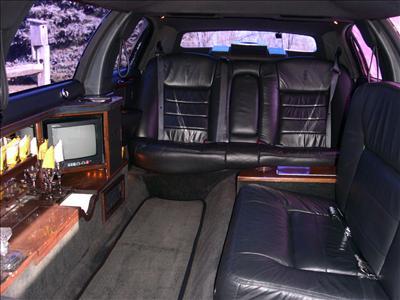 Stretch Limo - Lincoln Town Car