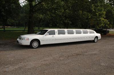 Stretch Limo - Lincoln Town Car