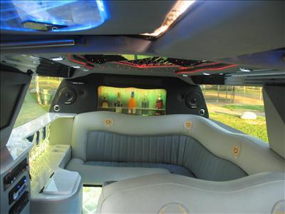 Stretch SUV - Cadillac Escalade