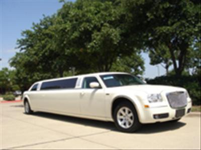 Stretch Limo - Chrysler 300