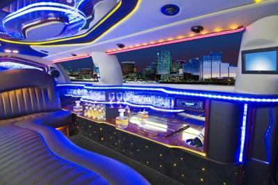 Stretch Limo - Lincoln Town Car