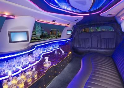 Stretch Limo - Lincoln Town Car