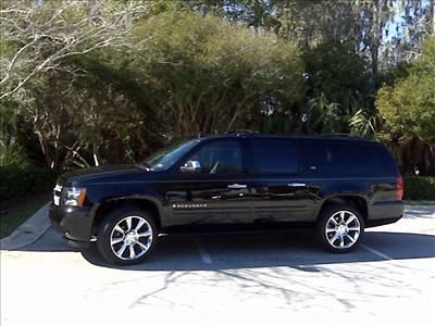 SUV - Chevrolet Suburban
