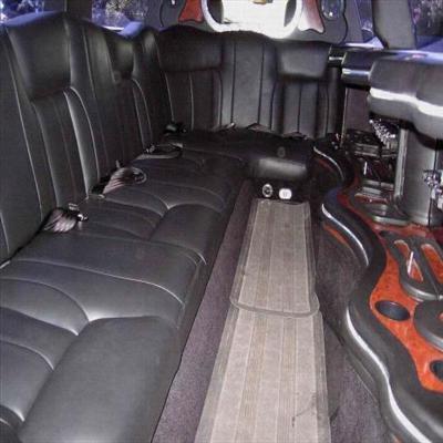 Stretch Limo - Cadillac DTS