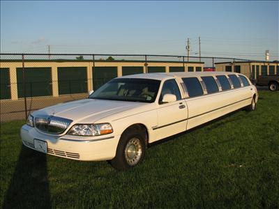 Stretch Limo - Lincoln Town Car