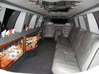 Stretch SUV - Lincoln Navigator