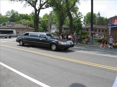 Stretch Limo - Lincoln Town Car