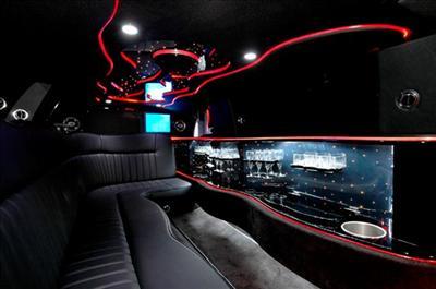 Stretch Limo - Lincoln Town Car