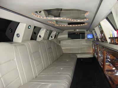 Stretch Limo - Lincoln Town Car