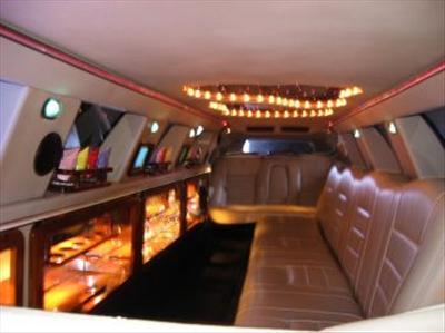 Stretch Limo - Lincoln Town Car
