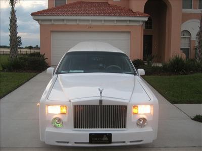 Stretch Limo - Rolls Royce Phantom