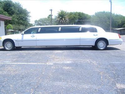 Stretch Limo - Lincoln Town Car