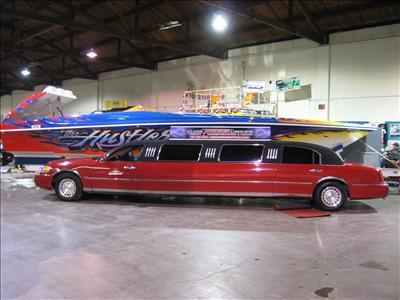 Stretch Limo - Lincoln Town Car