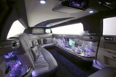 Stretch Limo - Chrysler 300