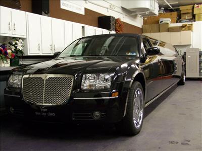 Stretch Limo - Chrysler 300