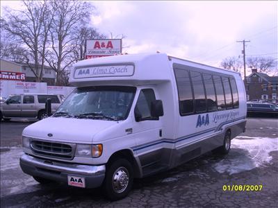Mini-Bus - Limo / Party Style 
