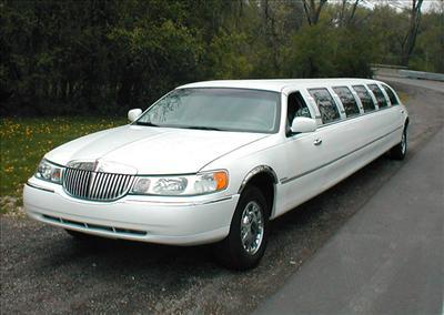 Stretch Limo - Lincoln Town Car
