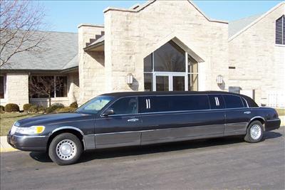 Stretch Limo - Lincoln Town Car