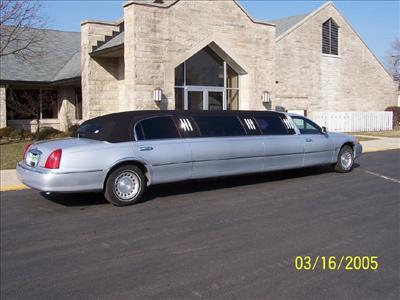 Stretch Limo - Lincoln Town Car