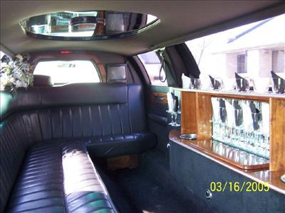 Stretch Limo - Lincoln Town Car