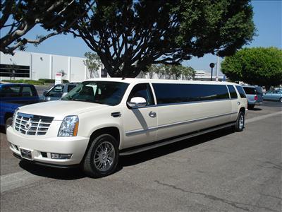 Stretch SUV - Cadillac Escalade